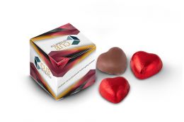Boîte avec 3 cœurs en chocolat